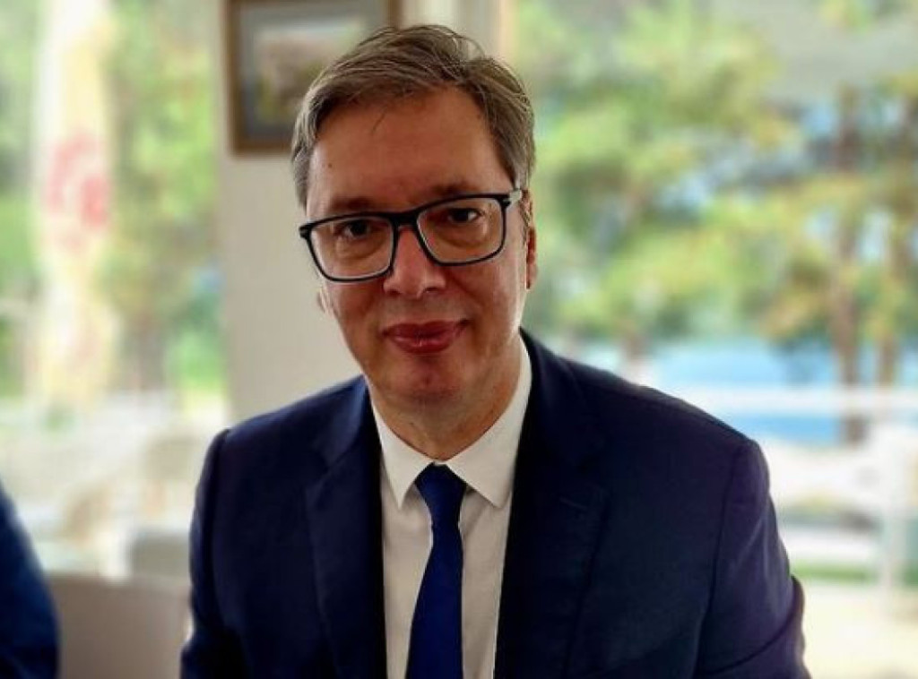 Vučić: Pokazao sam Žiofreu Oblačinsko jezero, prirodni dragulj istočne Srbije