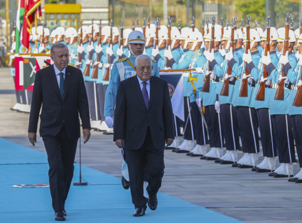 Erdogan se sastao sa palestinskim predsednikom Abasom i vođom Hamasa Hanijeom