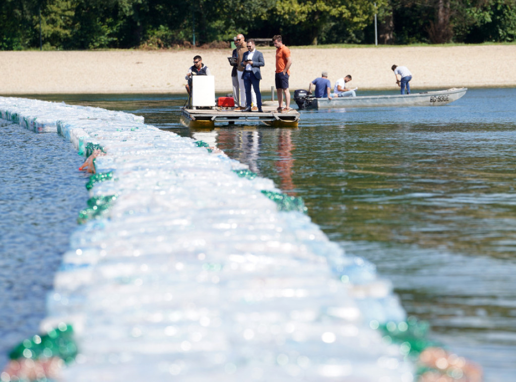 U Beogradu oboren Ginisov rekord u veličini objekta od plastičnih flaša