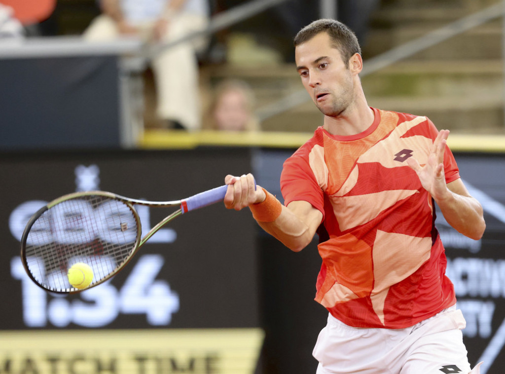 Laslo Đere izborio plasman u polufinale ATP turnira u Santijagu