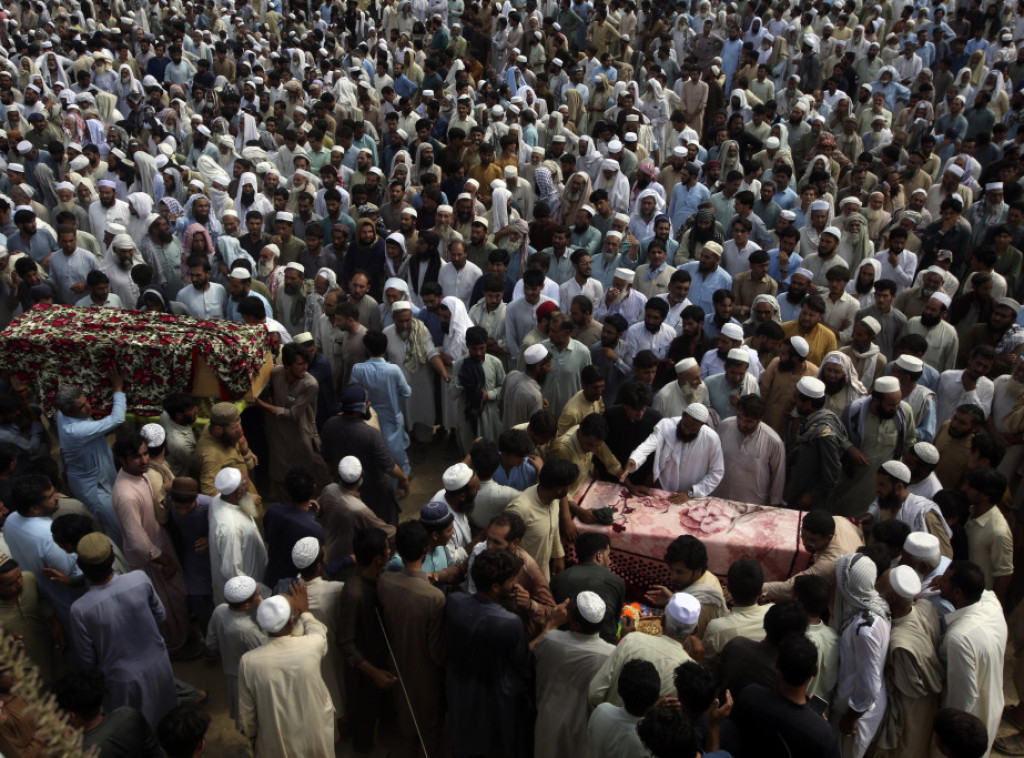 Islamska država preuzela odgovornost za samoubilački bombaški napad u Pakistanu