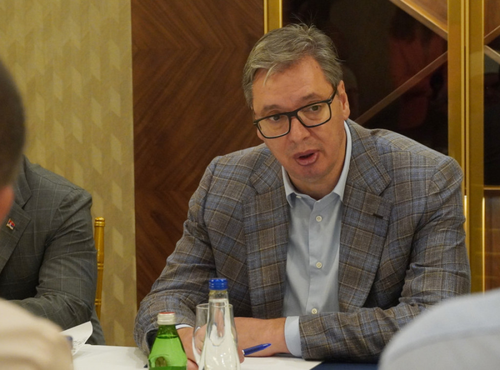 Vucic, Peach discuss current affairs, Kosovo-Metohija