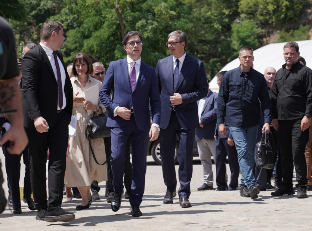 Vucic welcomes Pendarovski at Prohor Pcinjski