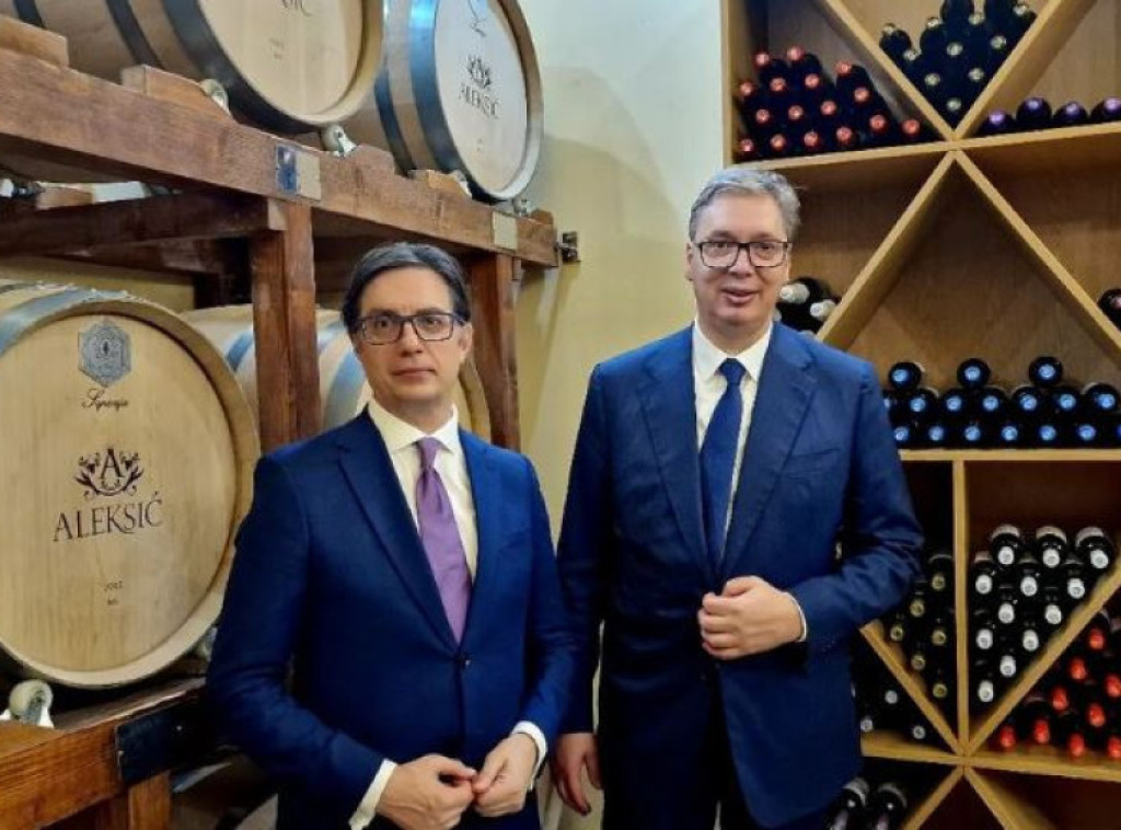 Vučić i Pendarovski posetili vinariju "Aleksić" u Vranju