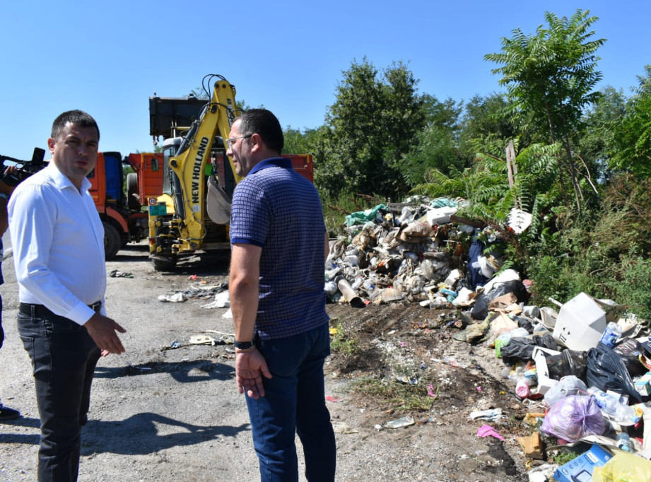 U Lazarevcu počeli radovi na uklanjanju osam divljih deponija uz podršku Ministarstva zaštite životne sredine