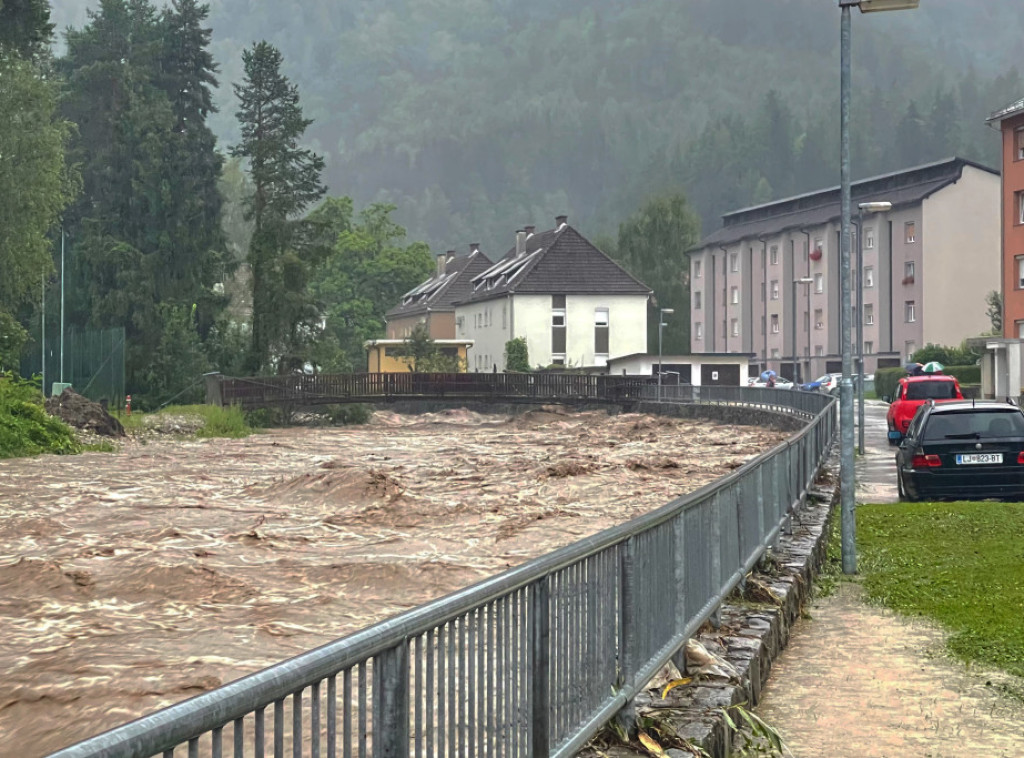 Evakuisano 22 dece iz vrtića u Sloveniji