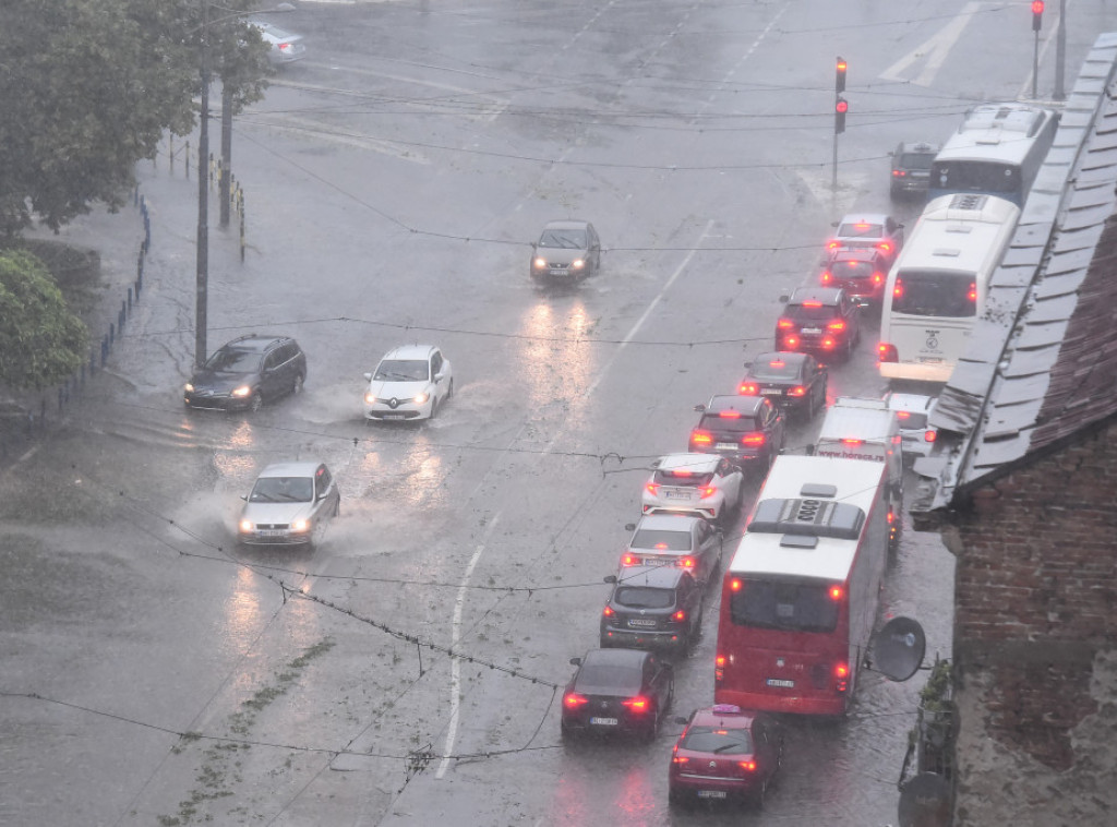 Komunalni sistem prestonice u maksimalnom stepenu angažovanja usled nevremena