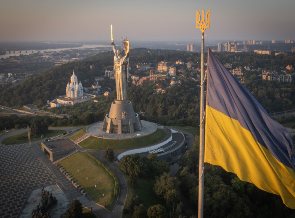 Širom Ukrajine proglašena vazdušna opasnost, u Kijevu odjekuju eksplozije