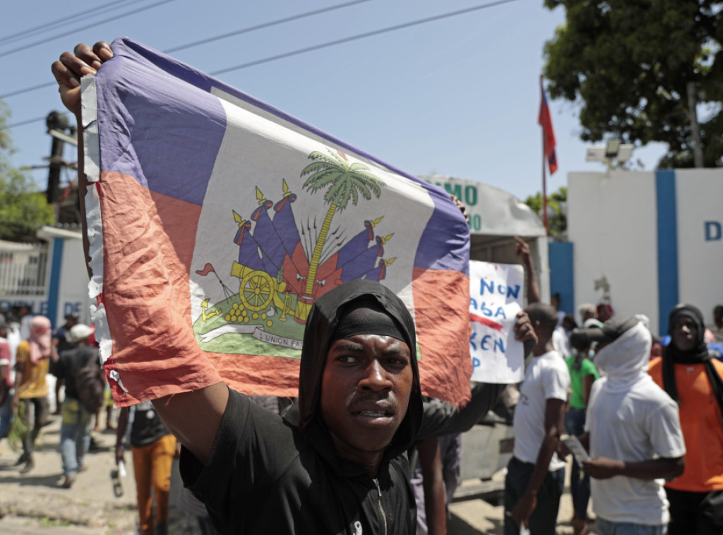 Haiti: Više hiljada demonstranata u Port-o-Prensu zahtevalo zaštitu od nasilnih bandi