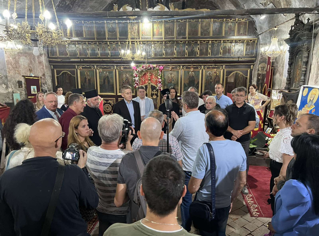 Ministar Martinović obišao crkvu manastira Rudare posvećenu Svetoj Petki