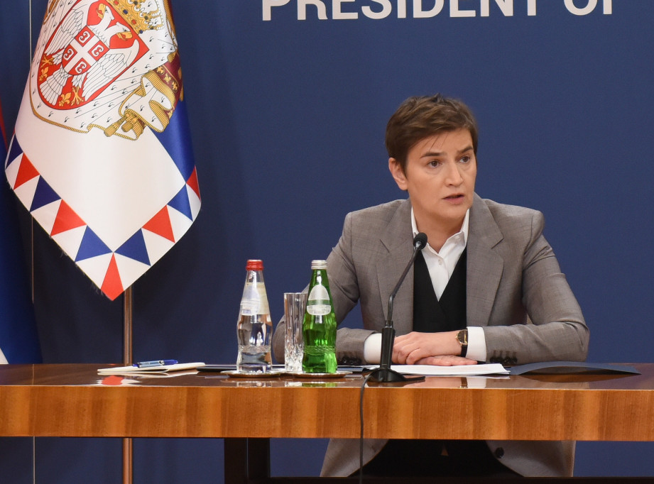 Brnabić: Radimo i dalje da pomognemo onima sa najnižim primanjima