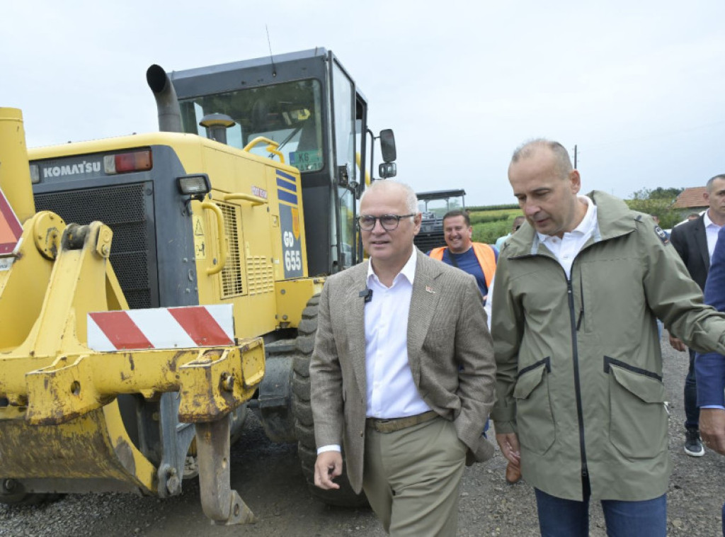 Vesić: Šumadija je dugo bila zapostavljena, uložićemo u razvoj infrastrukture