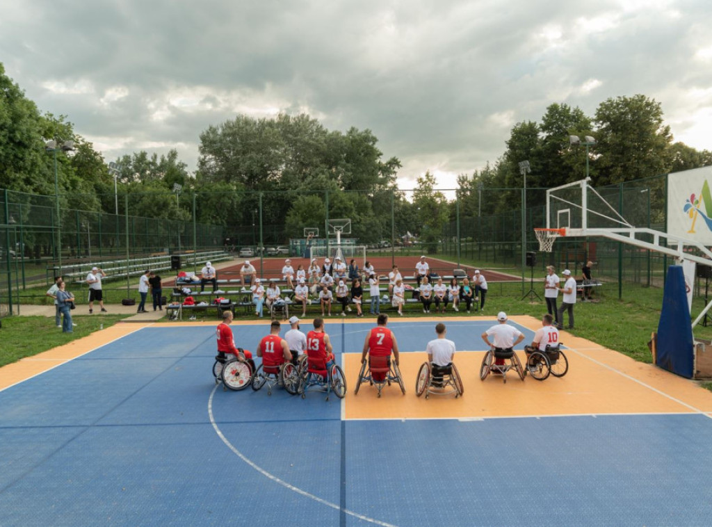 Divac fondacija i Ambasada SAD organizovali događaj "Košarka bez granica"