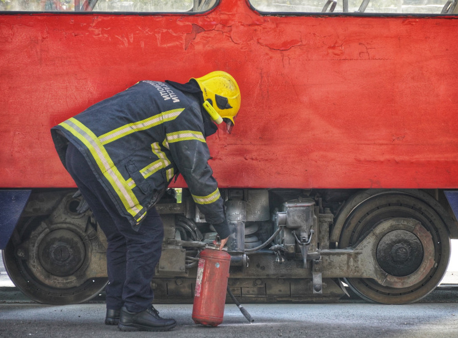 Zapalio se tramvaj u Karađorđevoj ulici u Beogradu, požar odmah ugašen