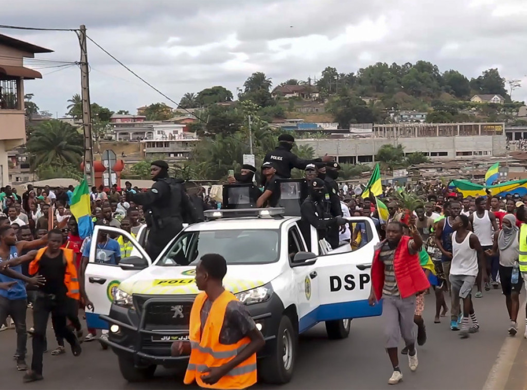 Gabon ponovo otvorio granice, tri dana posle puča