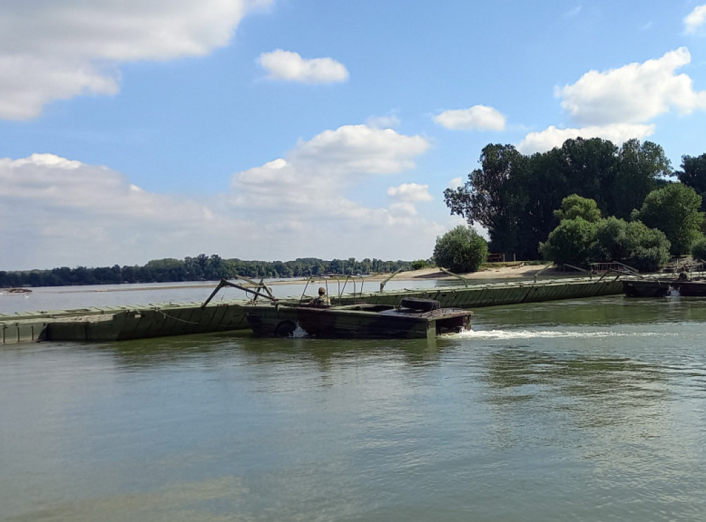 Rasklopljen pontonski most do plaže Lido: Završena kupališna sezona
