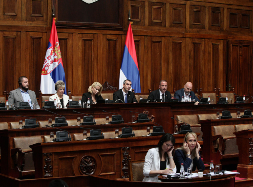 Skupština usvojila izmene Zakona o akcizama na gorivo, cigarete, kafu