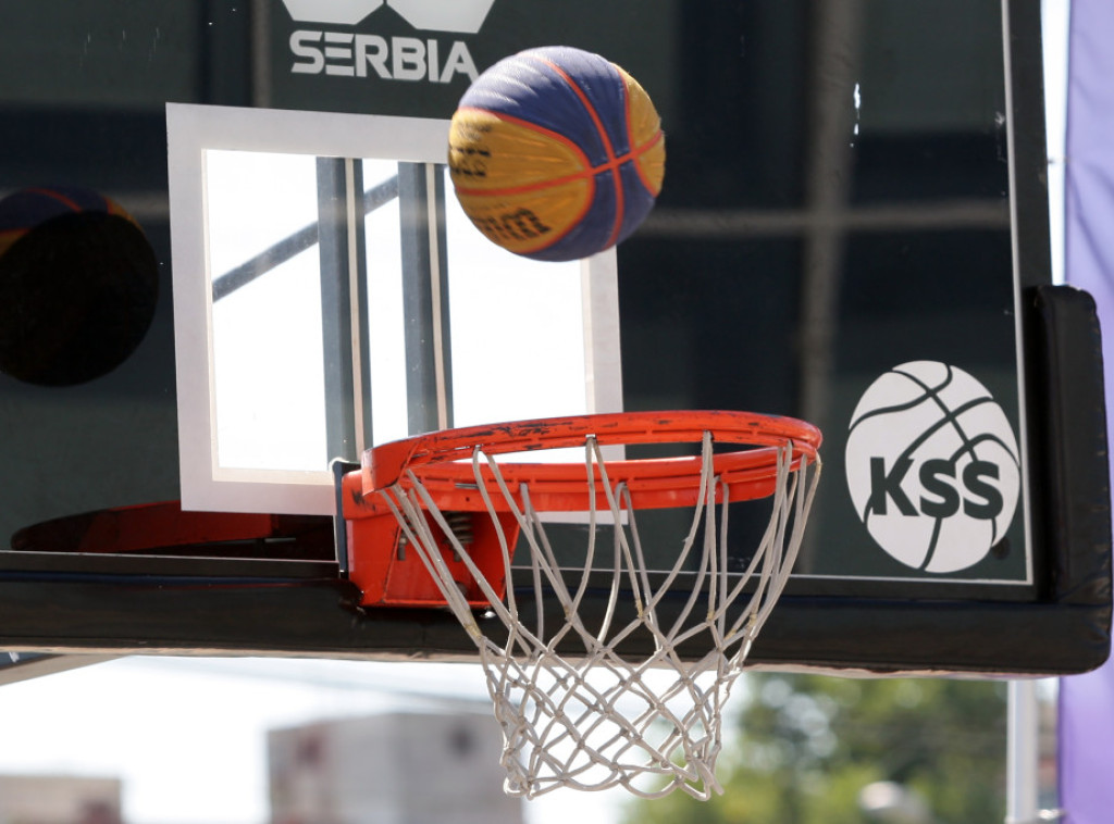 Basketaši Srbije pobedili Holandiju i plasirali se u polufinale EP