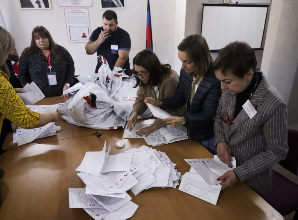 Na regionalnim i opštinskim izborima u Rusiji pobedila Putinova Jedinstvena Rusija