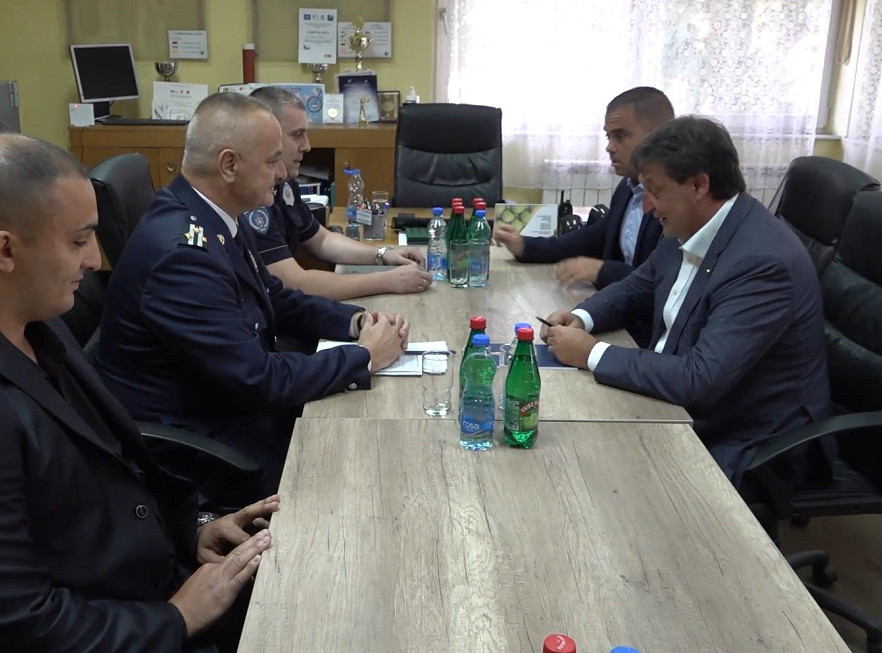 Ministar Gašić obišao policijsku stanicu u Beloj Crkvi