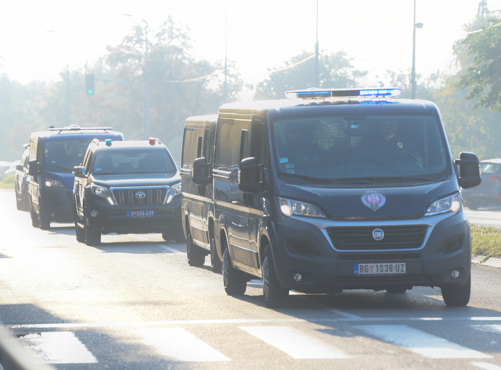 Uhapšena dva policijska službenika iz Brusa zbog zloupotrebe službenog položaja