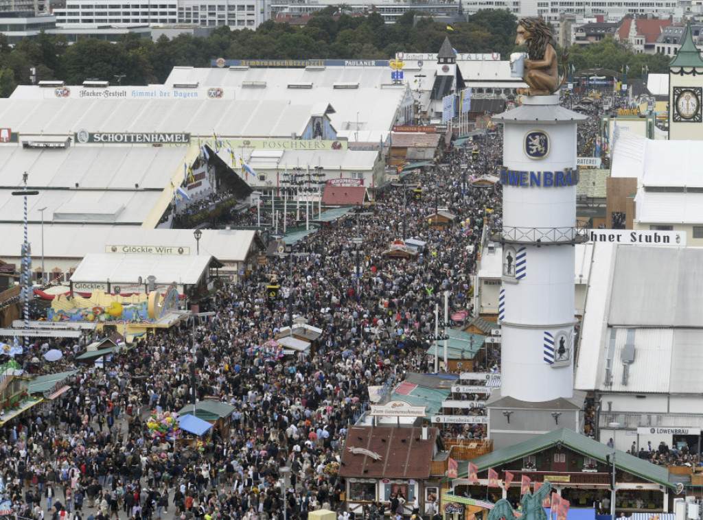 Minhenski Oktoberfest posetilo rekordnih 7,2 miliona ljudi