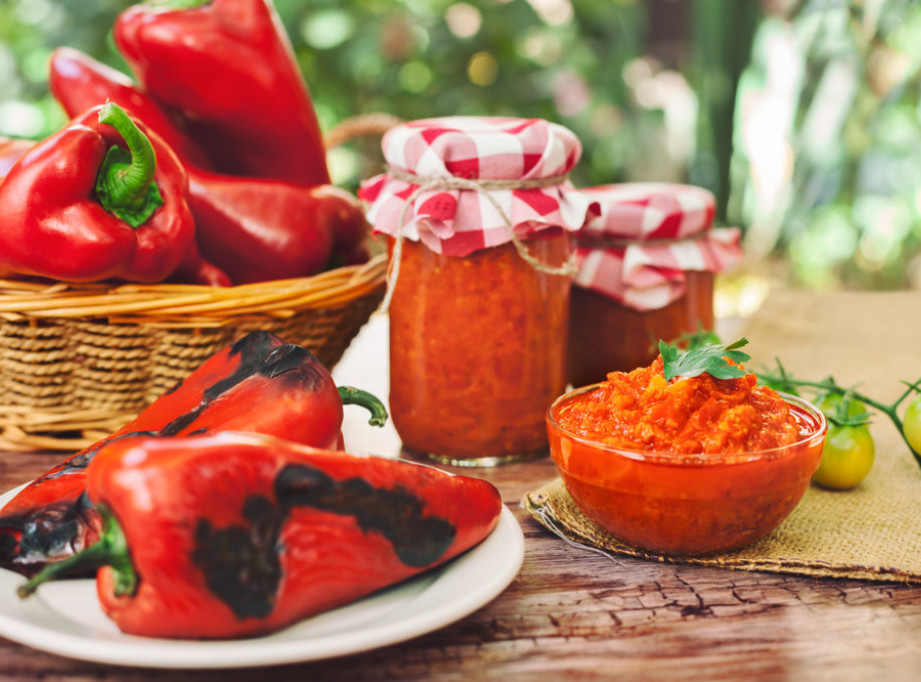 Ajvar Bakina tajna se povlači sa tržišta u Srbiji