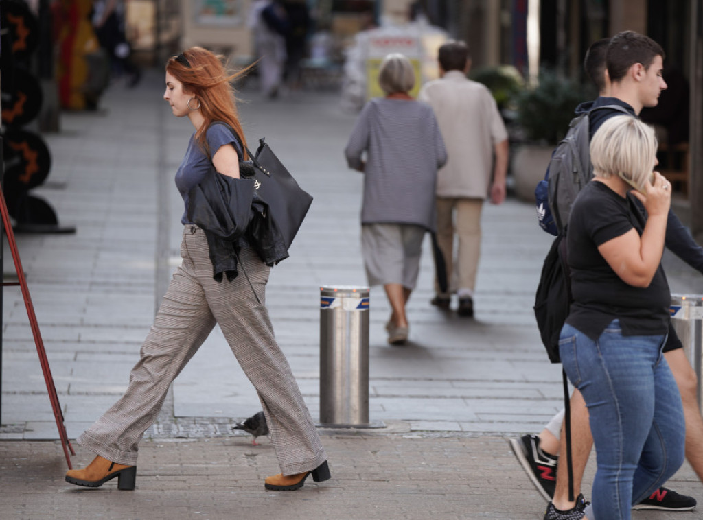 Vreme ujutru hladno, tokom dana pretežno sunčano, najviša temperatura od 21 do 25 stepeni