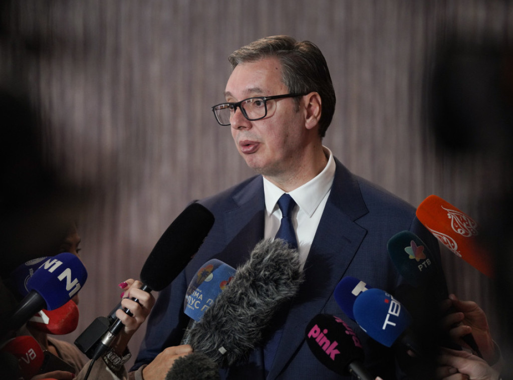 Predsednik Vučić: Ne verujem da će postojati sankcije protiv građana; Izbori će biti 17. decembra