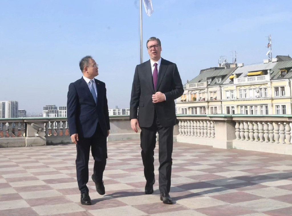 Vucic receives Chinese ambassador