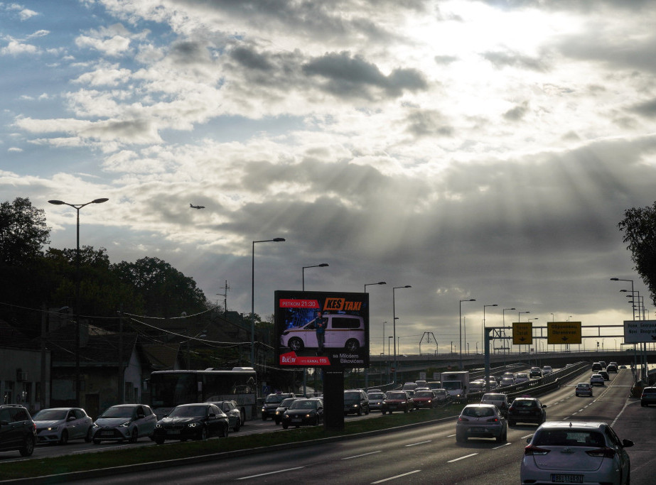 U Srbiji danas malo i umereno oblačno, temperature do 20 stepeni