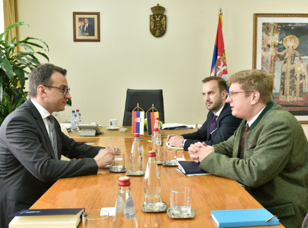 Petkovic meets with CDU/CSU foreign policy adviser