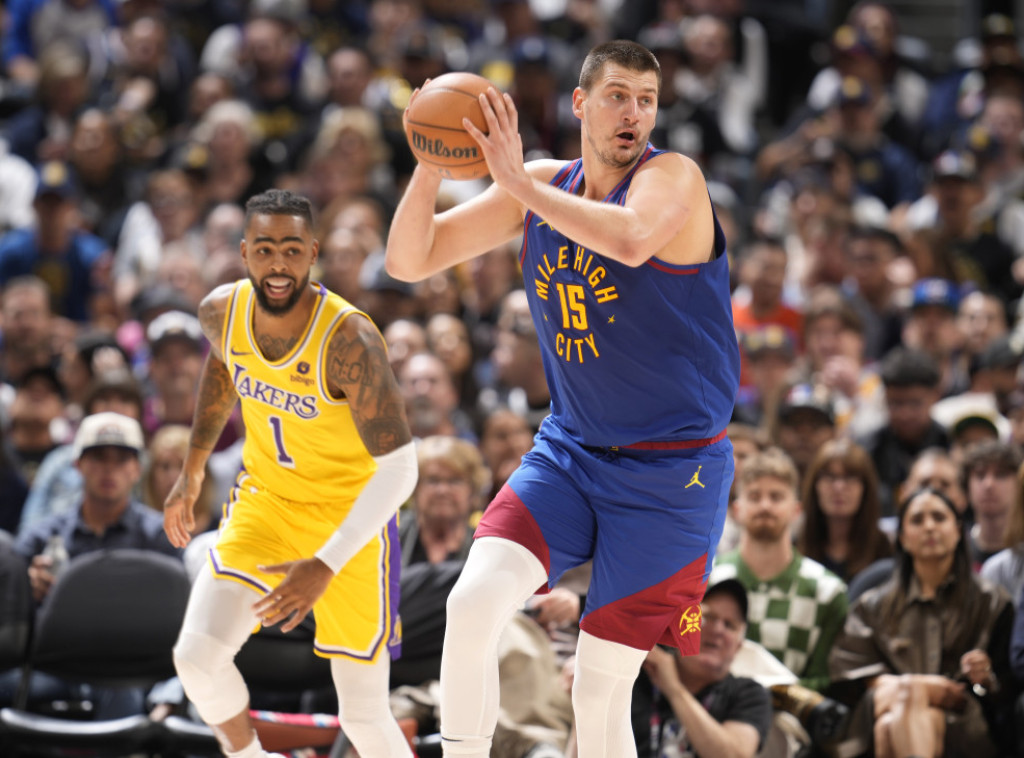 NBA: Jokić tripl-dablom započeo sezonu, Denver nagetsi savladali Los Anđeles lejkerse