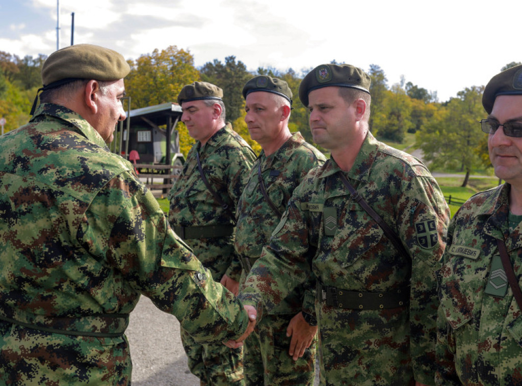 Pukovnik Glišović obišao skladišne kapacitete Centralne logističke baze Vojske Srbije