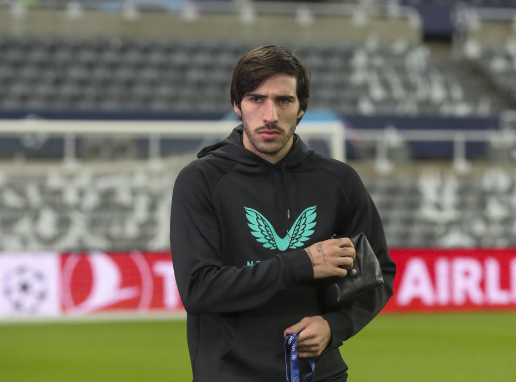 Mediji: Fudbaler Njukasla Sandro Tonali suspendovan na 10 meseci zbog klađenja