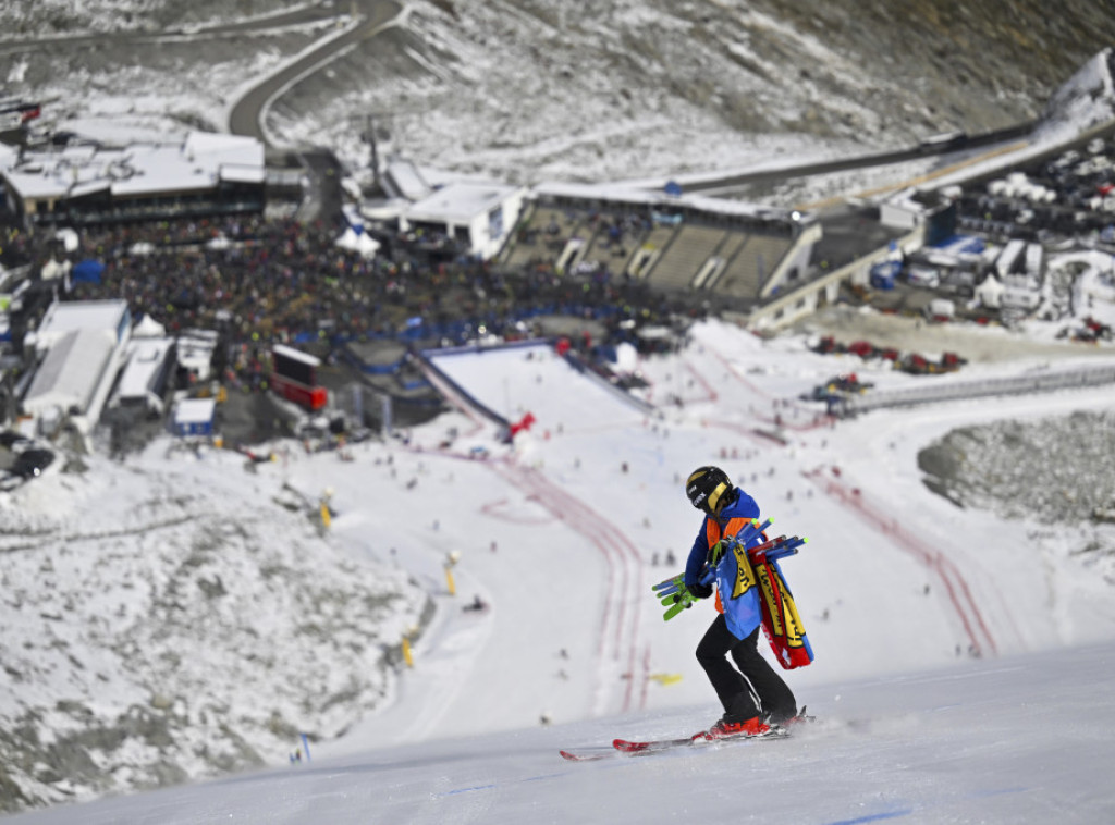 Otkazan muški veleslalom u Zeldenu zbog loših vremenskih uslova