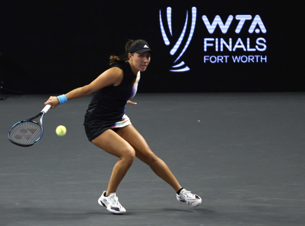 Pobede Arine Sabalenke i Džesike Pegule na završnom WTA turniru u Kankunu