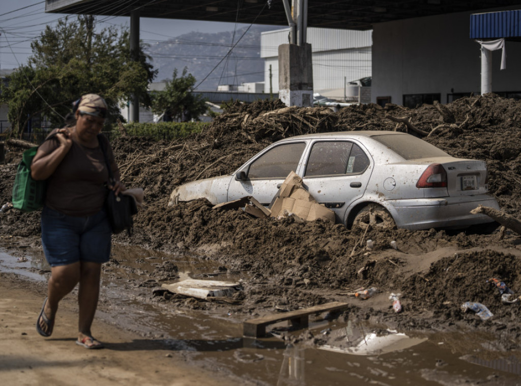Meksiko: Uragan Otis odneo najmanje 45 života