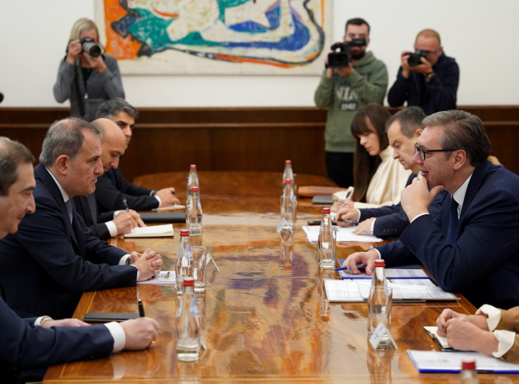 Vucic receives Azerbaijani FM