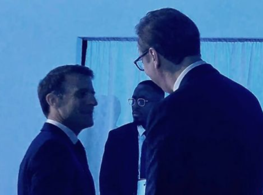 Vucic meets with Macron in Paris