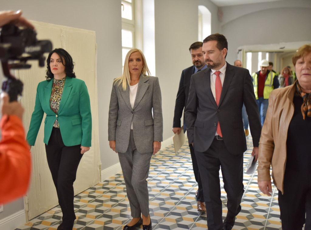 Ministarka Popović obišla kasarnu u kojoj će biti smešteni svi pravosudni organi Niša