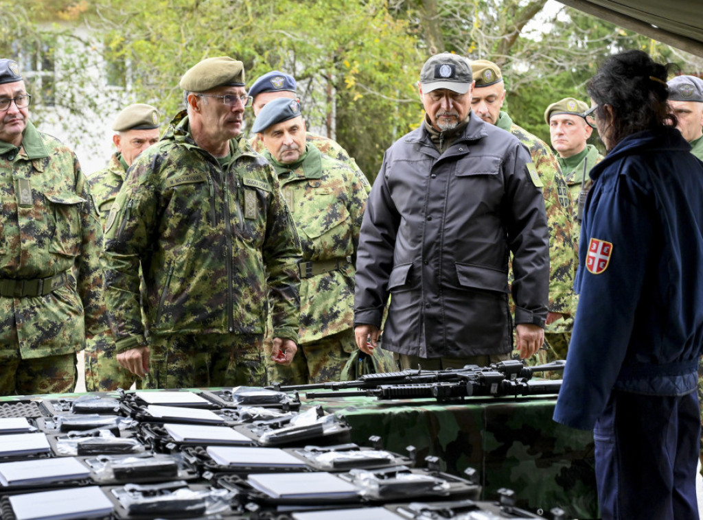 Na poligonu "Nikinci" prikazana nova sredstva naoružanja i vojne opreme za Vojsku Srbije