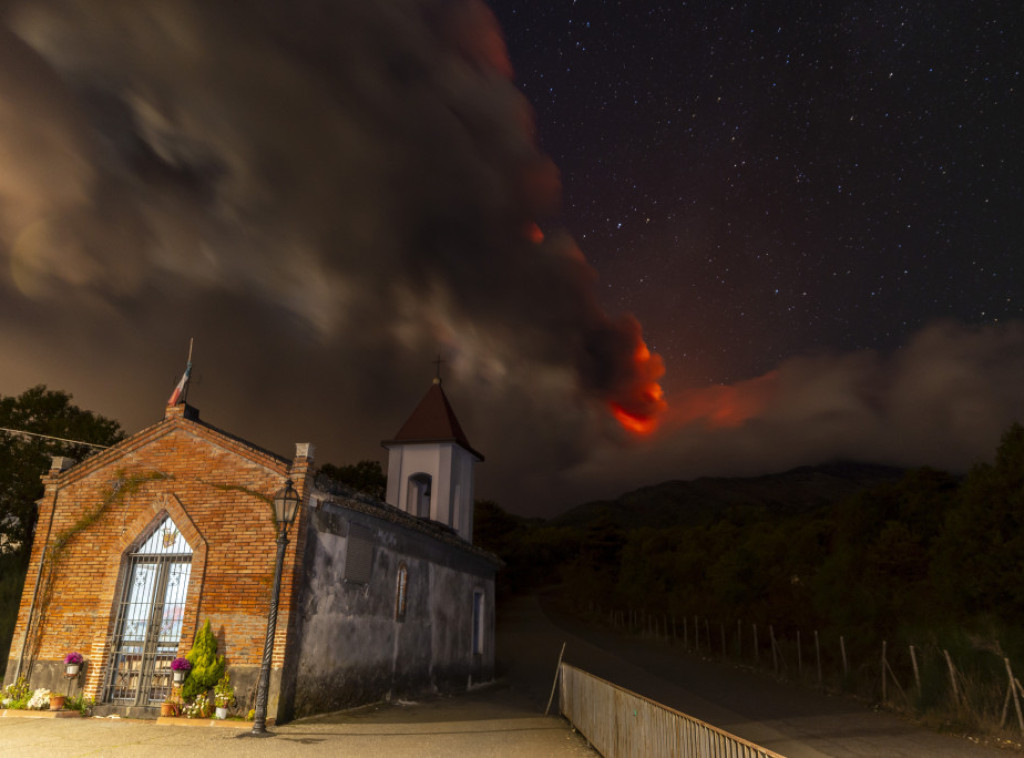 Na Siciliji došlo do erupcije vulkana Etna