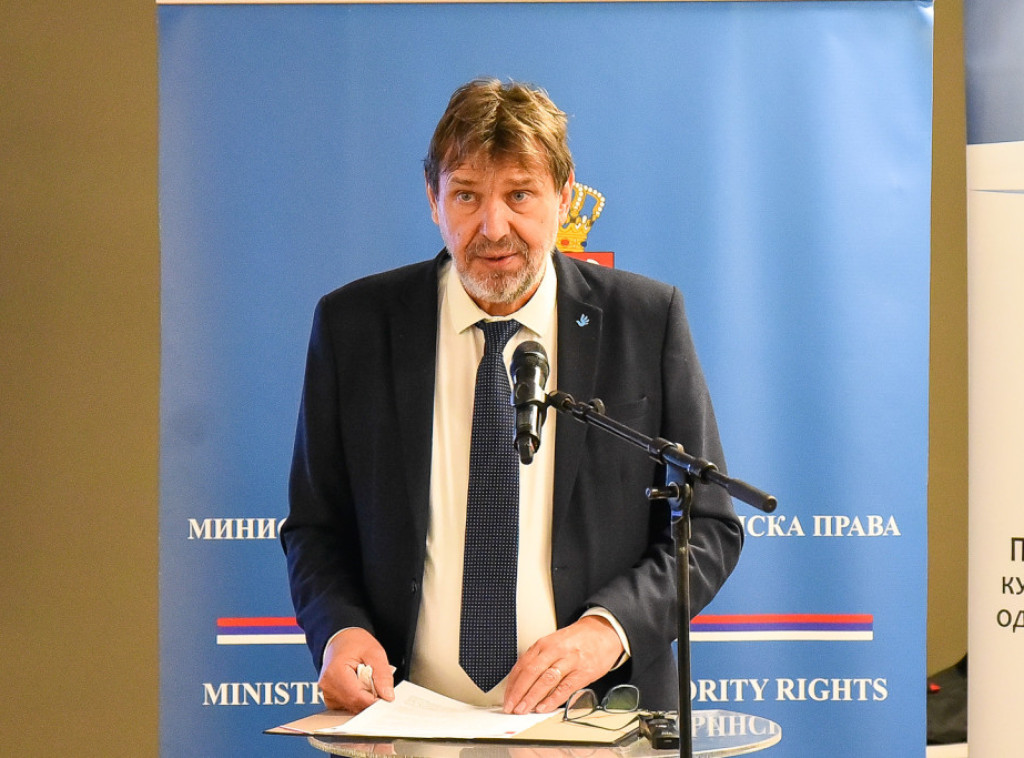 Ministar Žigmanov učestvovao u dijalogu o multikulturalnosti i interkulturalnosti u Srbiji