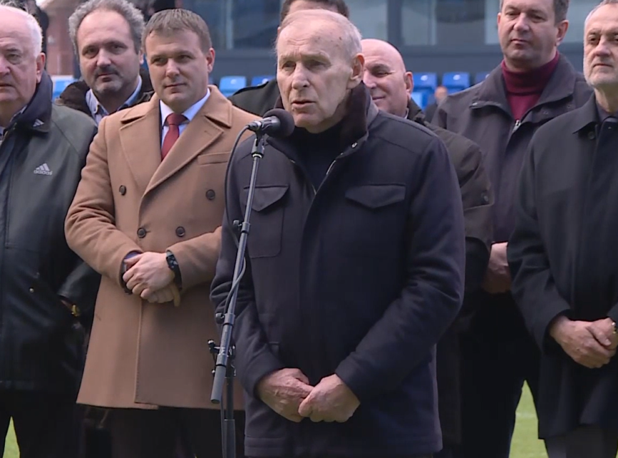 Džajić zvanično otvorio novi stadion u Loznici