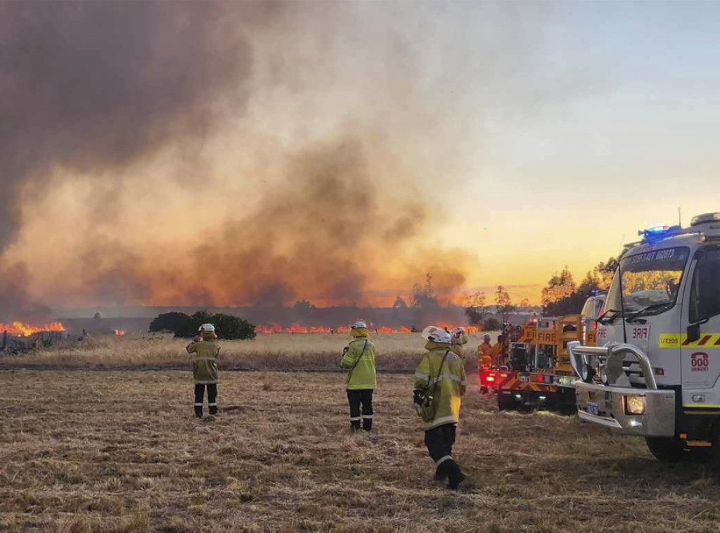 Desetine stanovnika Zapadne Australije evakuisano zbog požara u okolini Perta