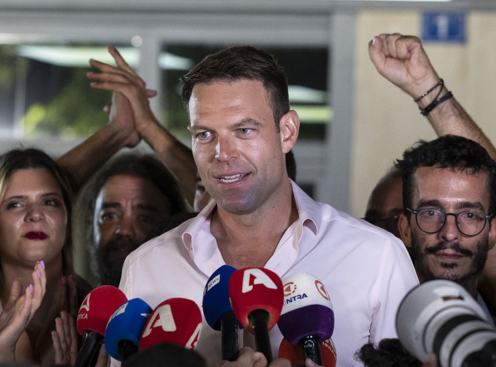 Grčka: Devet poslanika napustilo Sirizu u znak protesta zbog novog lidera