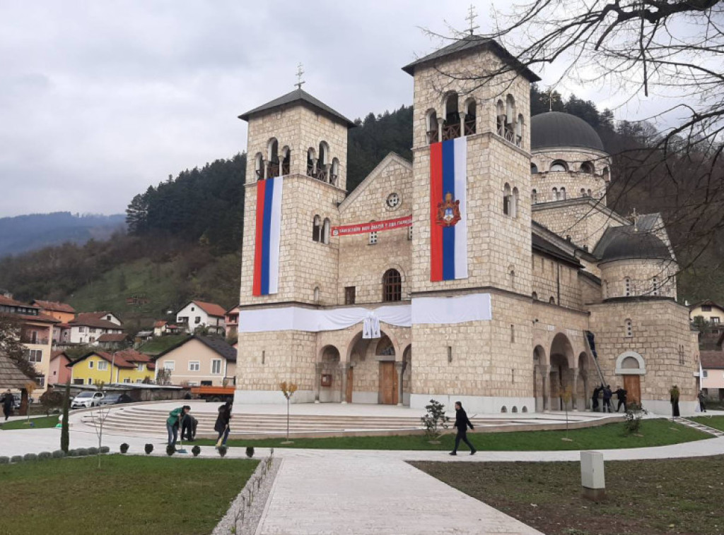 Patrijarh Porfirije boravi u Foči, ujutru služi svetu liturgiju osvećenja Svetosavskog hrama