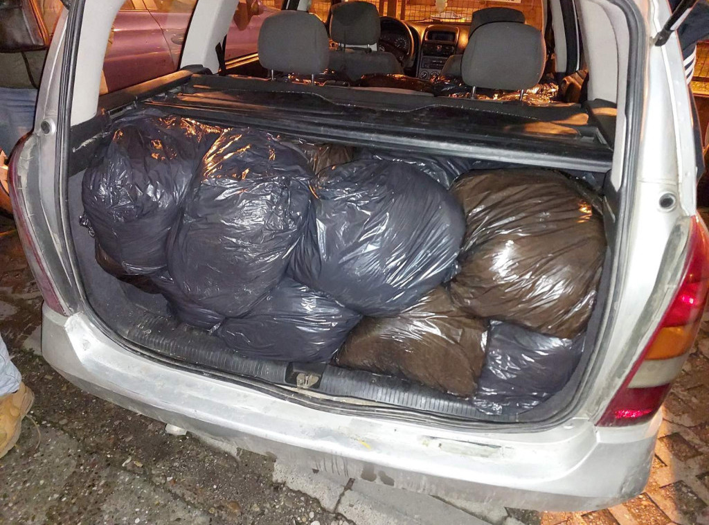 Policija u Ćupriji zaplenila 300 kilograma rezanog duvana