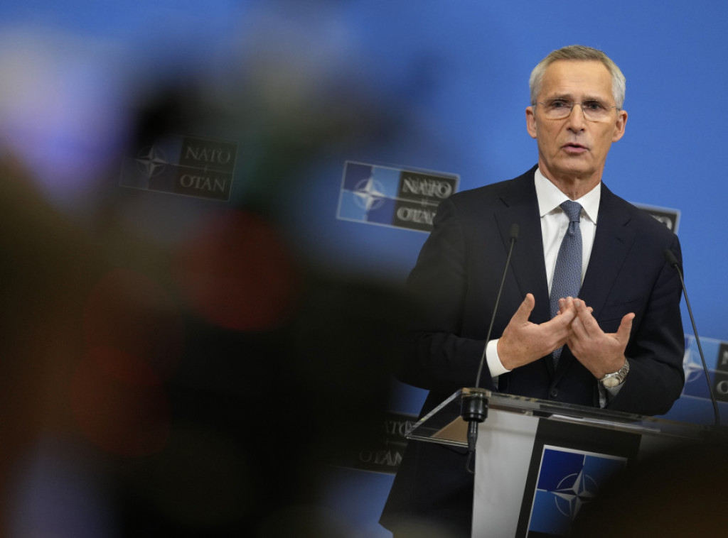 Stoltenberg: Ukrajina je slobodna da pregovara o miru, NATO je podržava